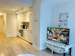 Entertainment District Suites & Towers Toronto