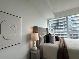 Entertainment District Suites & Towers Toronto