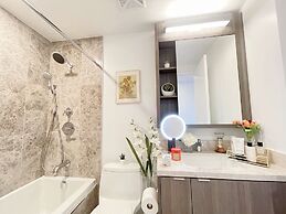 Entertainment District Suites & Towers Toronto