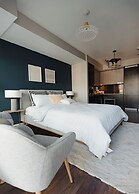 Entertainment District Suites & Towers Toronto