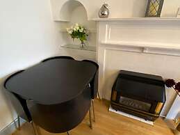 Cosy 3-bed Apartment in Hythe High Street