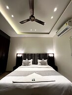 Hotel Majestic Grand By MNG Rooms