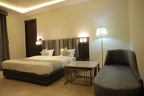 Hotel Majestic Grand By MNG Rooms