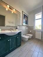 Garden Retreat by the sea on Albarella