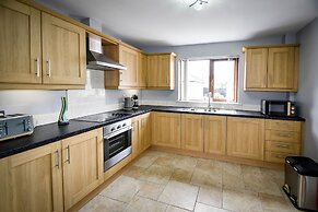 Immaculate 3-bed House in Newcastle