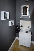 Immaculate 3-bed House in Newcastle