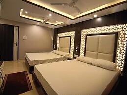 HOTEL RINKY'S PALACE