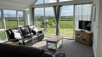 Beautiful, Private Farm Cottage in Anglesey