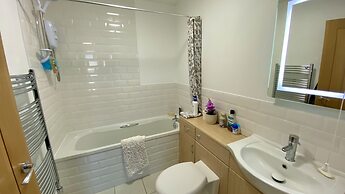 Beautiful, Private Farm Cottage in Anglesey