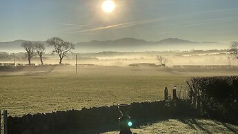 Beautiful, Private Farm Cottage in Anglesey
