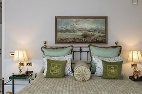 Kinwani House by Aalia Collection