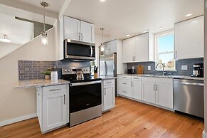 Bright and Stylish Home Great Central Location!