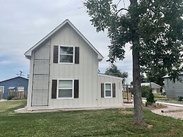 Bright and Stylish Home Great Central Location!