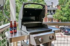 Quiet Urban Escape - Backs to Poudre River Trail