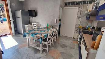 Completely Refurbished Flat Near the Beach