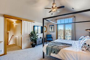 Brilliant Posh Home - Backs to Poudre River Trail