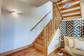 Brilliant Posh Home - Backs to Poudre River Trail