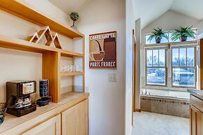 Brilliant Posh Home - Backs to Poudre River Trail