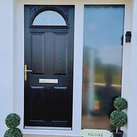 Serenity Holiday Let in South Chard