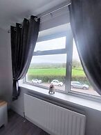 Serenity Holiday Let in South Chard