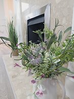 Serenity Holiday Let in South Chard