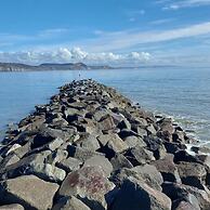 Serenity Holiday Let in South Chard