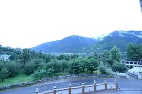 Goroomgo Park Paradise Manali