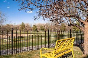 Sleek Condo - Near Park, Poudre River and Old Town