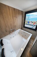PERA NORTH HOTEL - LOUNGE & RESTAURANT
