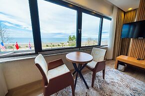 PERA NORTH HOTEL - LOUNGE & RESTAURANT