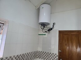 D S Residence Remarkable 3-bed House in Freetown