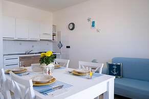 3809 Casa Selenella by Barbarhouse