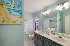 Dolphins Run 3 Bedroom Home by RedAwning