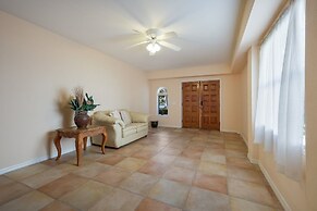 Dolphins Run 3 Bedroom Home by RedAwning