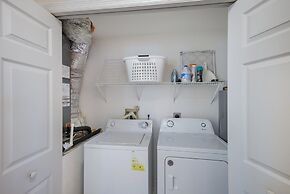 Dolphins Run 3 Bedroom Home by RedAwning