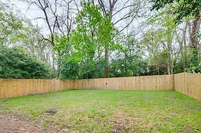 Cozy Vicksburg Home w/ Patio ~ 1 Mi to Riverfront!