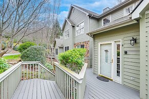 Blue Ridge Mountain Condo w/ Golf Course Views!