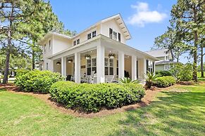 1317 Laurel Grove 3 Bedroom Home by RedAwning