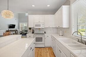 1317 Laurel Grove 3 Bedroom Home by RedAwning