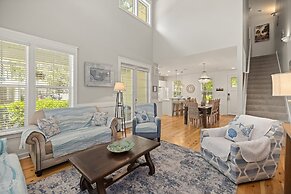 1317 Laurel Grove 3 Bedroom Home by RedAwning