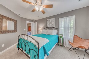 Ruidoso Mountain Cabin w/ Deck, 1 Mi to Hiking