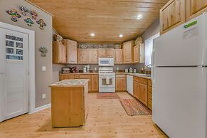 Ruidoso Mountain Cabin w/ Deck, 1 Mi to Hiking