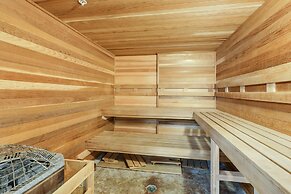 The Moorings 103 3 Bedroom Condo by RedAwning