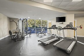 The Moorings 103 3 Bedroom Condo by RedAwning