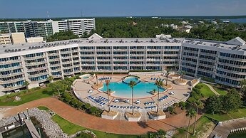 The Moorings 103 3 Bedroom Condo by RedAwning