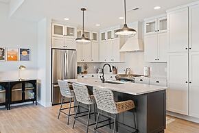 Persian Bliss 10 Bedroom Townhouse