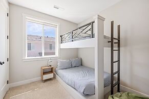 Persian Bliss 10 Bedroom Townhouse