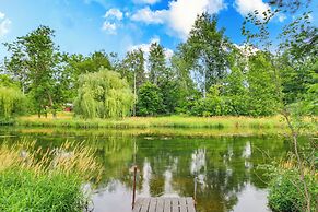 Waterfront Home w/ Dock & Fire Pit in Pine River