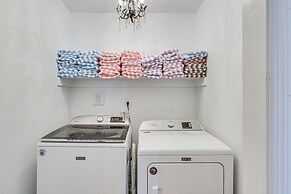 Waterfront Lake Gaston Home w/ Private Dock!