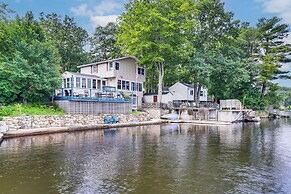 Classic Waterfront Home on Lake Maspenock w/ Grill